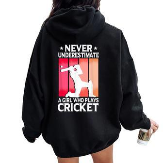 Never Underestimate A Girl Who Plays Cricket Women Oversized Hoodie Back Print - Thegiftio UK