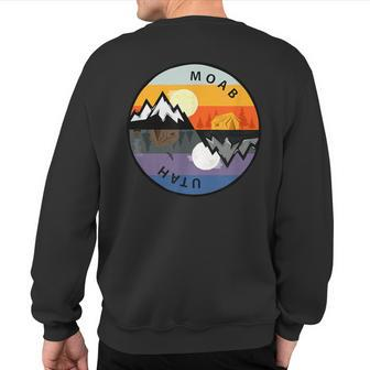Vintage Moab Utah Retro Souvenir Sweatshirt Back Print - Monsterry DE