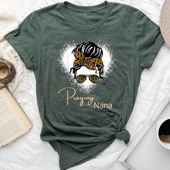 Praying Nana Christian Grandmother Church Bella Canvas T-shirt - Monsterry CA