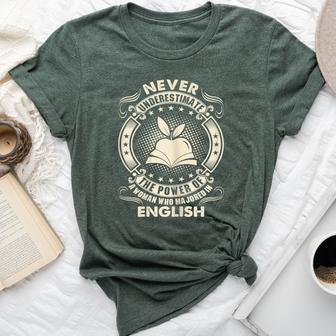 Never Underestimate Power Of Woman Majored English Bella Canvas T-shirt - Thegiftio UK