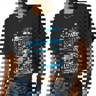 Mother Grandma Never Underestimate A Grandma 160 Mom Grandmother Women Cropped T-shirt - Monsterry