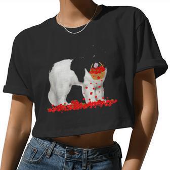 Newfoundland Valentine's Day Dog Dad Dog Mom Flowers Women Cropped T-shirt - Monsterry AU