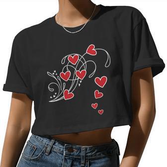 Red Hearts In Flower Shape For Romantics Women Cropped T-shirt - Monsterry AU