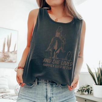 She Lived Happily Horse Dog Animal Lover Girls Women Comfort Colors Tank Top - Monsterry DE