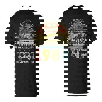 40 Years Old Awesome Since February 1984 40Th Birthday T-Shirt - Seseable