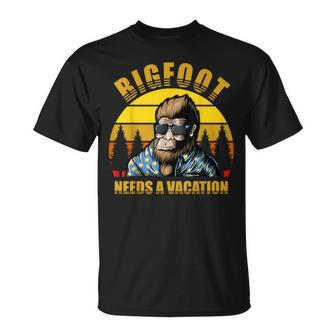 Bigfoot Needs Holiday T-Shirt - Thegiftio UK