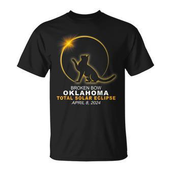 Broken Bow Oklahoma Cat Total Solar Eclipse 2024 T-Shirt - Seseable