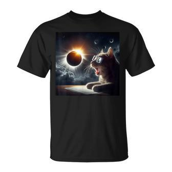 Cat Observes The Total Solar Sun Eclipse 80424 2024 T-Shirt | Mazezy