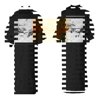 Creación De Adán Por Michelangelo T Arte Camiseta unisex - Regaloses