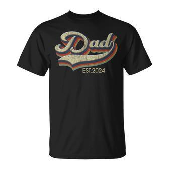 Dad Est 2024 Vintage Retro Father's Day Expect Baby 2024 T-Shirt - Thegiftio UK