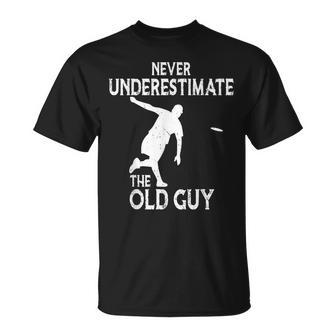 Disc Golf Never Underestimate The Old Guy Frolf Tree Golfing T-Shirt | Mazezy DE