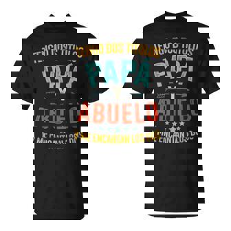 Dos Titulos Papá Y Abuelo Encantan Los Dos Día Del Padre T-Shirt | Mazezy