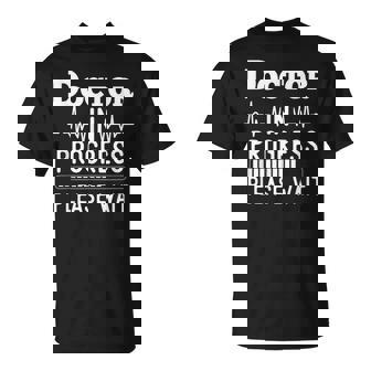 Entrenamiento Divertido Doctor En Progreso Estudiante De Escuela De Medicina Camiseta unisex - Regaloses