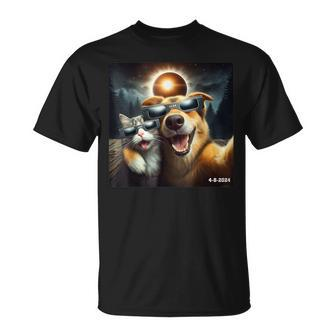 Cat And Dog Selfie With Solar 2024 Eclipse Wearing T-Shirt - Seseable