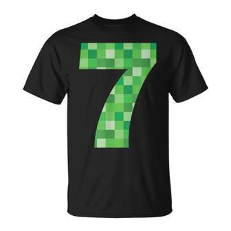 Green Pixel Number 7 7Th Birthday Gamer Number 7 T-Shirt - Seseable