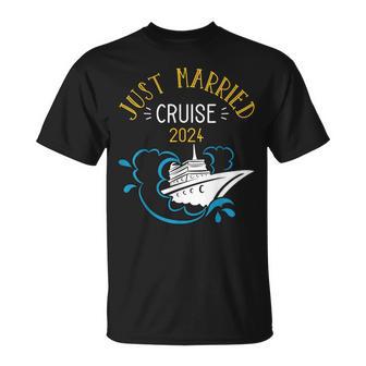 Honeymoon Cruise For Matching Couples 2024 Just Married T-Shirt - Thegiftio UK