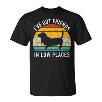 I've Got Friends In Low Places Basset Hound Retro T-Shirt - Seseable