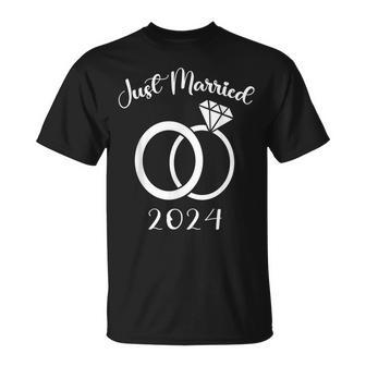 Just Married 2024 Wedding Rings Matching Couple Newlyweds T-Shirt - Seseable