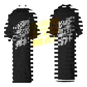 Les Legendes Sont Nees En Mai Tshirt T-Shirt - Cadeauxyz