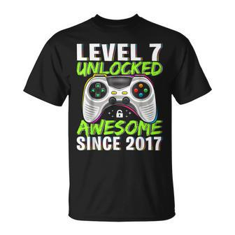 Level 7 Unlocked Awesome Since 2017 7Th Birthday Boys T-Shirt | Mazezy