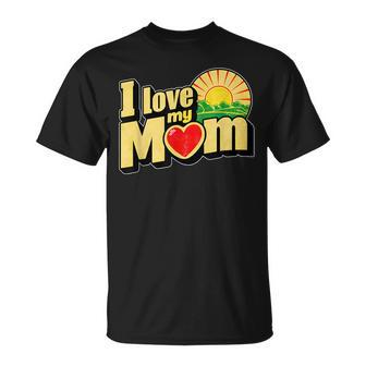 I Love My Mom Heartfelt Loving Affection T-Shirt - Seseable