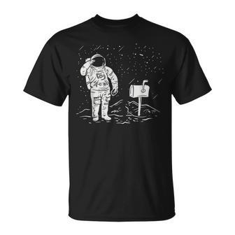 Postal Worker For Delivery Mailman Astronaut T-Shirt - Monsterry DE
