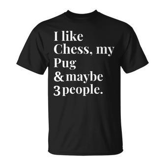 Pug Dog Owner Chess Player Lover Men T-Shirt - Monsterry