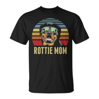 Rottie Mom Rottweiler Dog Vintage Retro Sunset Beach Vibe T-Shirt | Mazezy