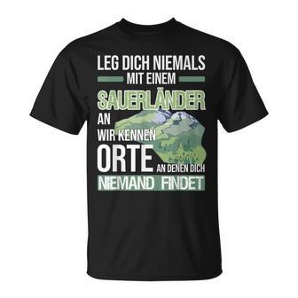 Sauerland Schwarzes T-Shirt - Niemals mit Einem Sauerländer Anlegen - Seseable