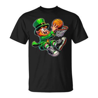 St Patrick's Day Irish Leprechaun Basketball Player Dunk T-Shirt - Seseable