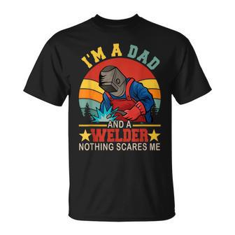 Sunset Retro I'm A Dad And A Welder Proud Father's Day T-Shirt - Monsterry DE