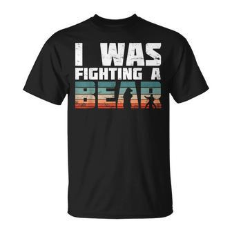 Yes I Was Fighting A Bear Injury Recovery Broken Bone T-Shirt - Seseable