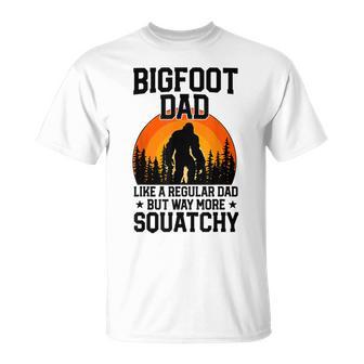 Bigfoot Dad Retro Papa Squatchintage Sasquatchatertag T-Shirt - Geschenkecke