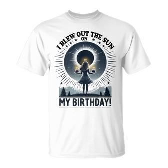 I Blew Out The Sun On My Birthday Total Solar Eclipse Retro T-Shirt | Mazezy