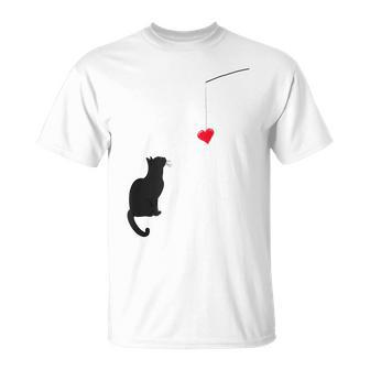 Cute Valentine's Day With A Cat Looking At A Heart T-Shirt | Mazezy