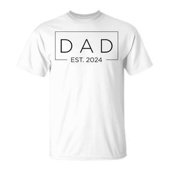 Dad Est 2024 Promoted To Daddy Father's Day 2024 New Dad T-Shirt - Thegiftio UK