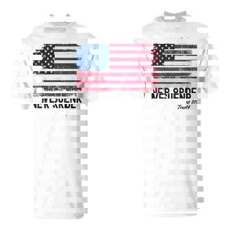 Donald Trump Nunca Rendirá A Trump 2024 Pro Trump Camiseta unisex - Regaloses