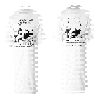 Laida Es Mejor Con Gatos Deino Y Libros De Regalo Camiseta unisex - Regaloses