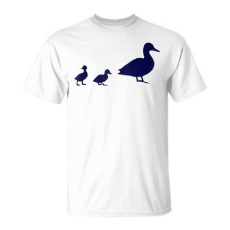 Mama Duck 2 Ducklings Animal Family B T-Shirt - Monsterry DE