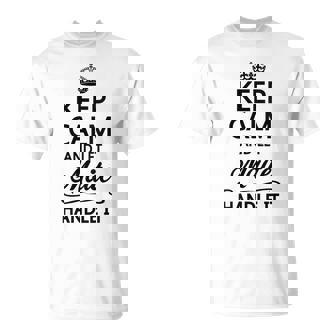 Mantén La Calma Y Deja Que Maite Se Encargue Regalo Con Nombre Divertido Cuello Camiseta unisex - Regaloses