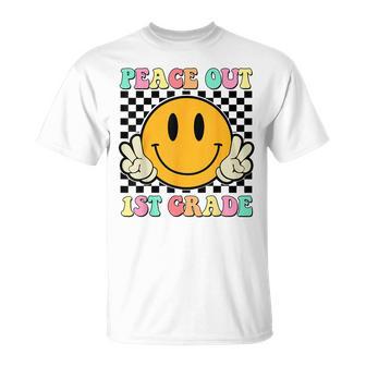 Peace Out 1St Grade Teacher Retro Smile Last Day Of School T-Shirt - Seseable