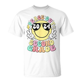 Peace Out Second Grade Retro Smile Last Day Of School 2024 T-Shirt - Seseable