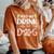 Ki Cute Drinking Beer Dog Paw Print Lover Costume Dog Mom Women's Oversized Comfort T-Shirt Yam