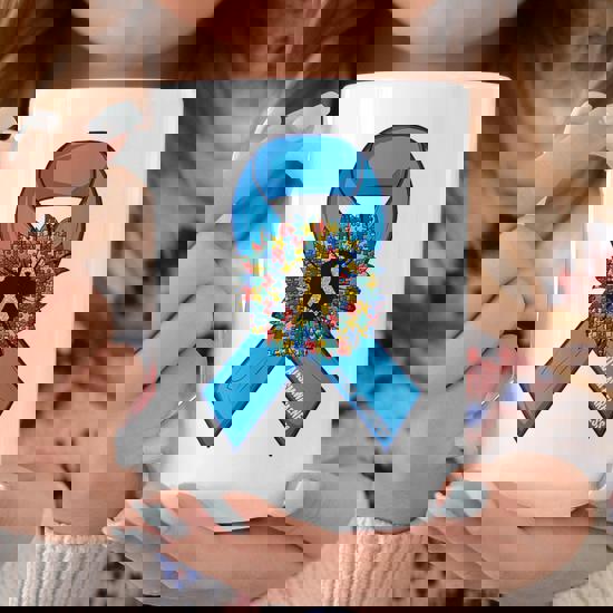 Illustration De La Journée Mondiale De Sensibilisation à L'autisme Avec Un Ruban Fait De Puzzles Adapté Pour Les Médias Sociaux | Vecteur Premium