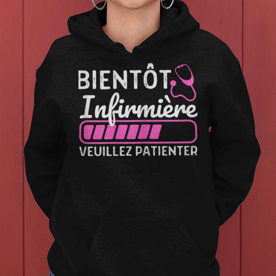 Sweat Capuche Infirmière Humour – « Assez Douée Pour être Infirmière, Assez Folle Pour Aimer ça » – Cadeau Maman Infirmière