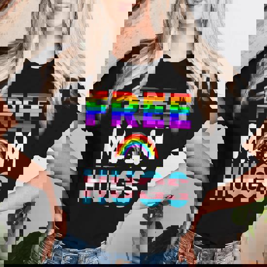 Womens Free Mom Hugs LGBT T Shirt Mother's Day Gifts Womens Free Mom Hugs LGBT T Shirt Mother's Day Gifts