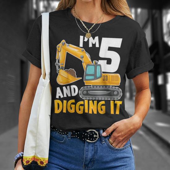 I m Five 5 Year Old 5Th Birthday Boy Excavator Construction T Shirt Mazezy UK