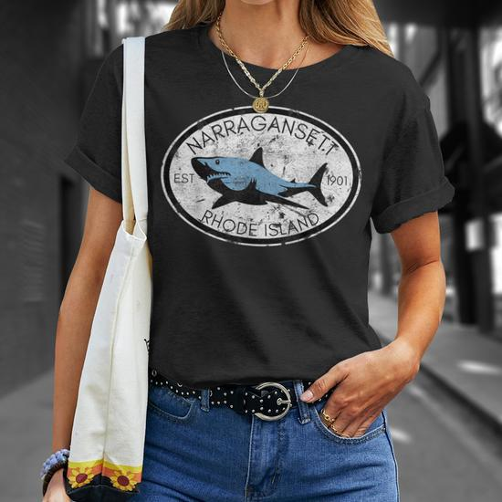Narragansett Rhode Island Fishing Shark Fish Beach Vintage T Shirt