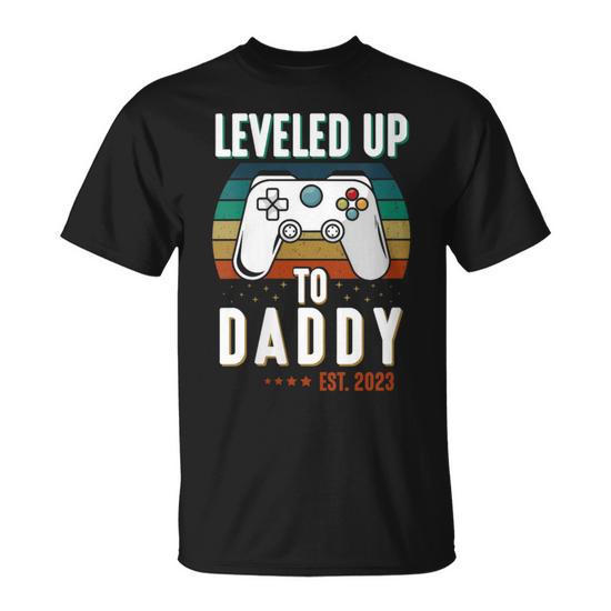 Entdecken Sie 3 Unique Level Up Daddy T-Shirts: Top-Geschenkideen