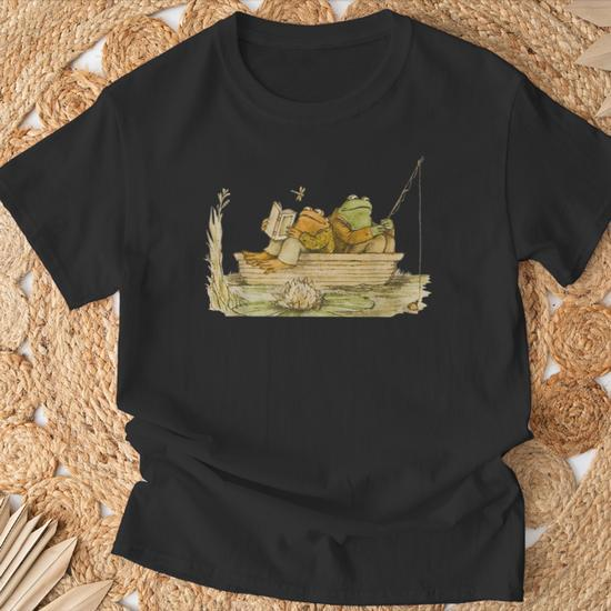 Vintage Frog And Toad Fishing Boat T-Shirt